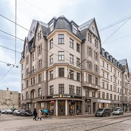 Apartmán Elegant And Quiet Near Park With Elevator And Ac, 9 Min Walk To Old Town Riga