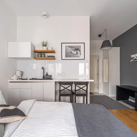 Elegant And Quiet Near Park With Elevator And Ac, 9 Min Walk To Old Town *