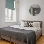 Elegant And Quiet Near Park With Elevator And Ac, 9 Min Walk To Old Town