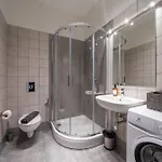 Elegant And Quiet Near Park With Elevator And Ac, 9 Min Walk To Old Town * Riga